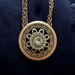 Elegant Silver and Aquamarine Pendant Necklace